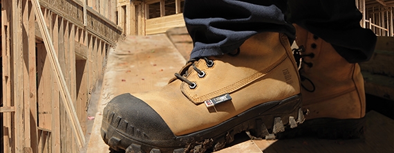 Bottes et souliers