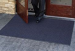 TAPIS GRATTE PIEDS BUSH HOG PLUS