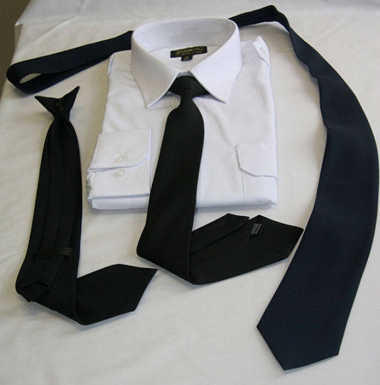 CRAVATE UNIFORME 100% POLYESTER